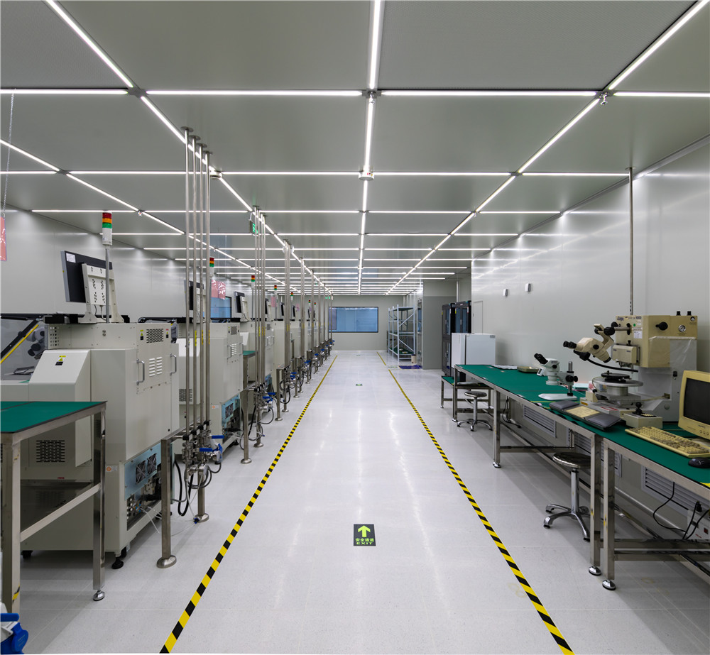 無錫凈化車間裝修在凈化車間的工程中如何選擇使用適合的傳遞窗呢?