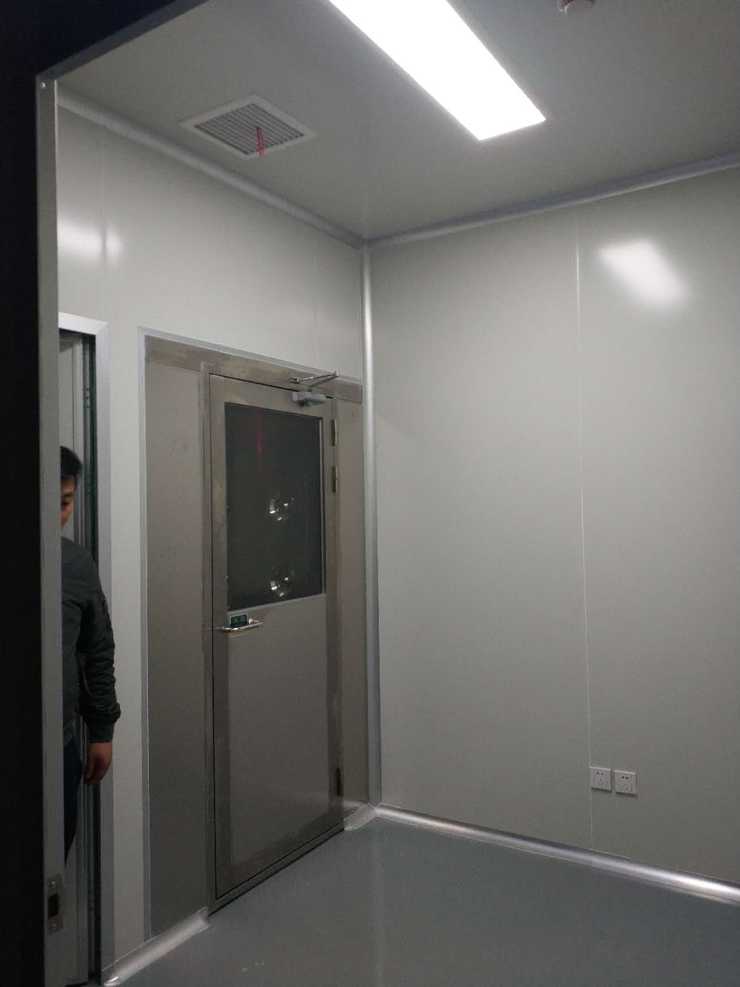 凈化車(chē)間裝修施工圖片